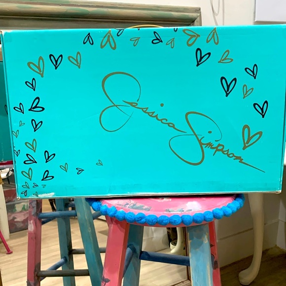 These Boots Were Made For Walkin’ Vintage Daisy JS Cowgirl Boots - Picture 2 of 15